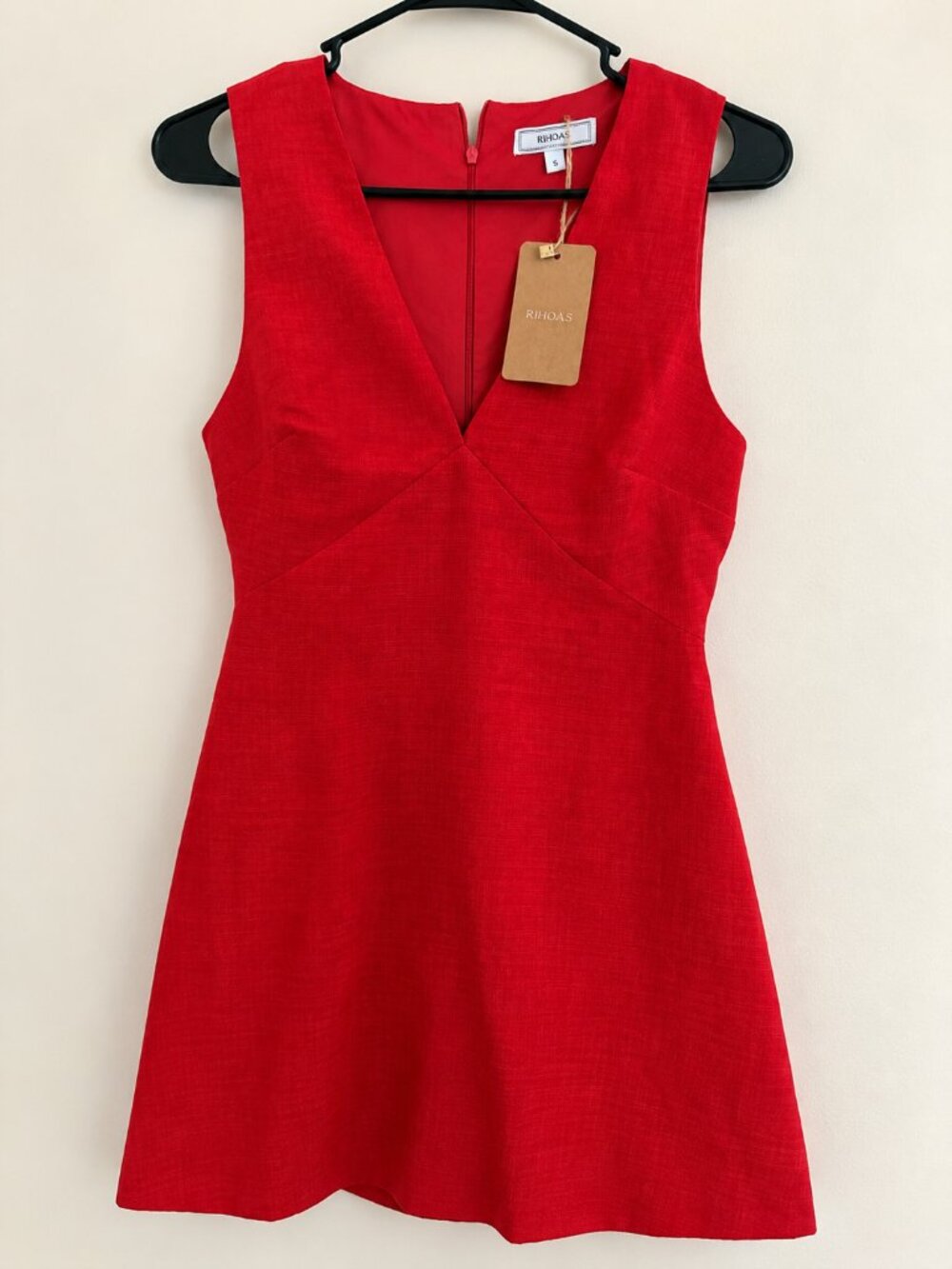 NWT RIHOAS Red Mini Dress Size S V Neck Fit & Flare Cocktail Party